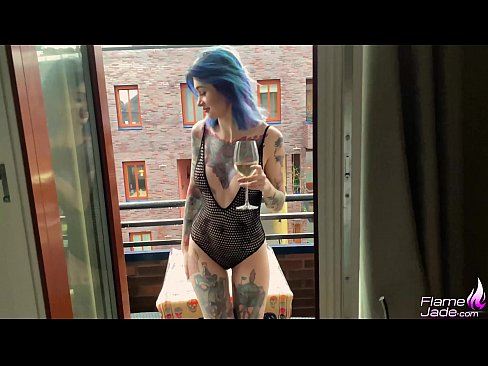 ❤️ Hiiglaslik tüdruk imeb neeluga ja keppib kirglikult vaba taeva all ️ Super seks at us et.pornado-co.ru ❌️